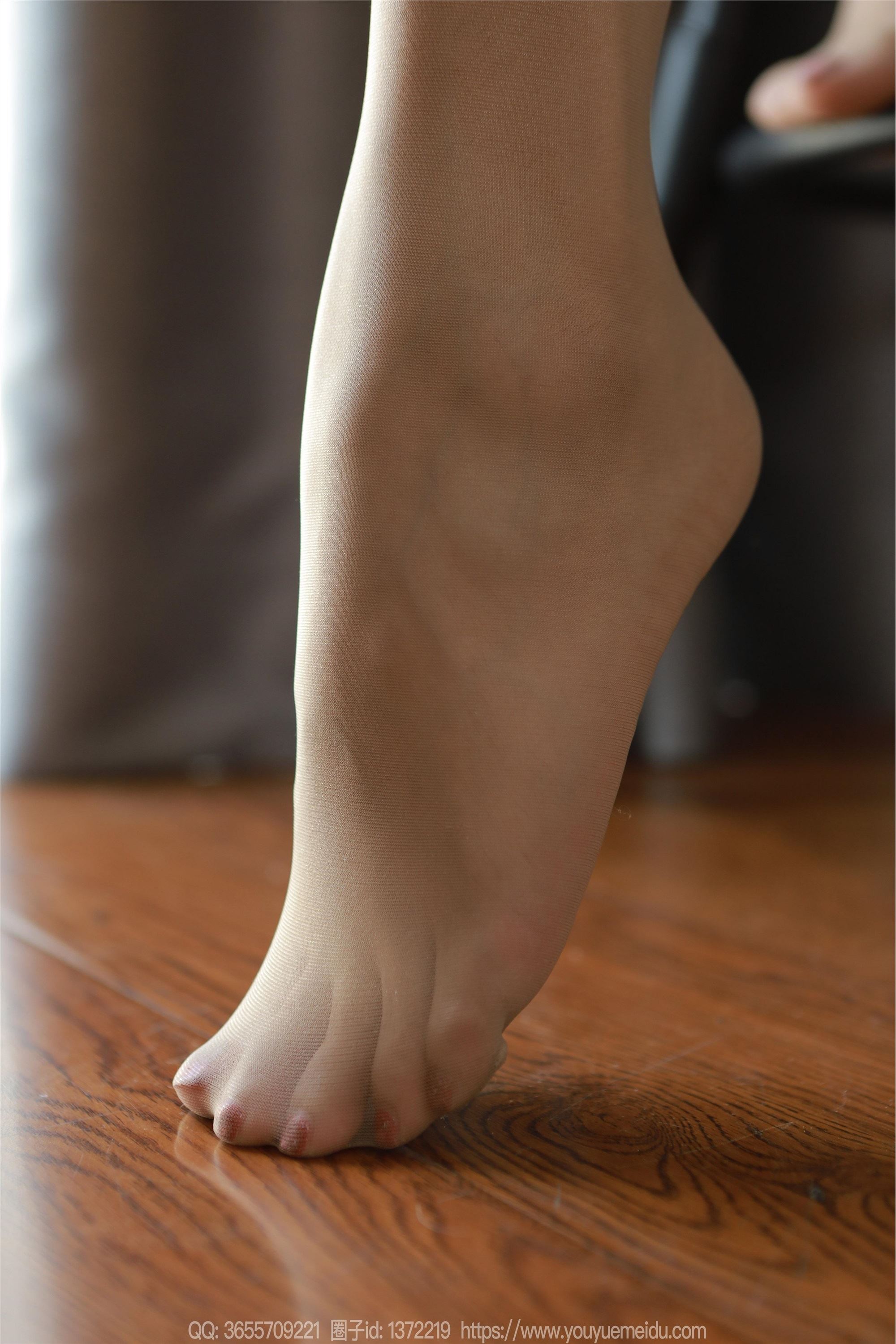 IESS异思趣向  2024.08.07 丝享家 1814 婉萍《吊带波点》